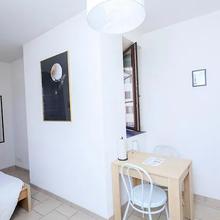 公寓式酒店 Mdmoniz House *