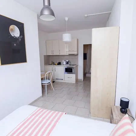 Mdmoniz House 3* Vevey