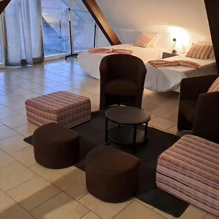 Apartahotel Mdmoniz House *