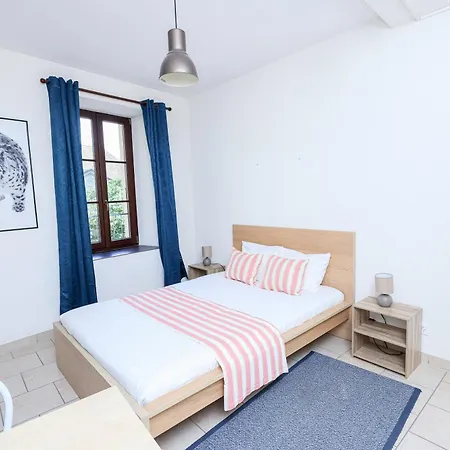 Aparthotel Mdmoniz House 3*