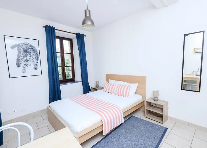 Aparthotel Mdmoniz House 3*