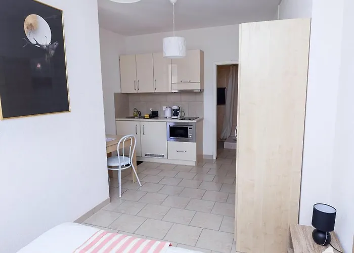 Mdmoniz House 3* Vevey